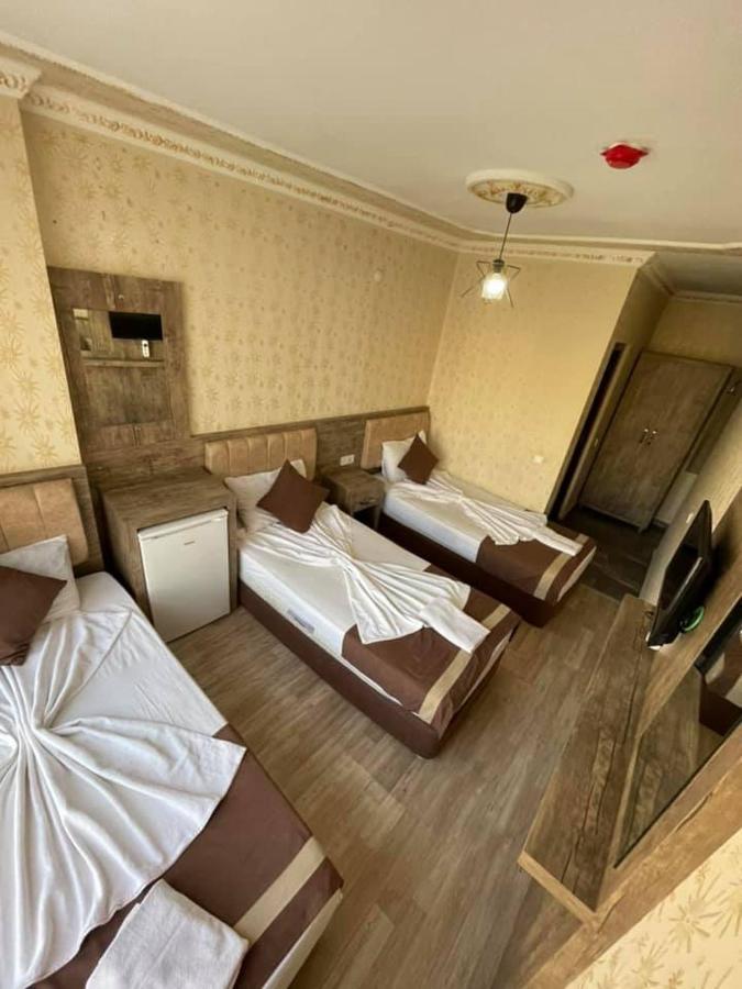 Oezguer Hotel Анталія Екстер'єр фото
