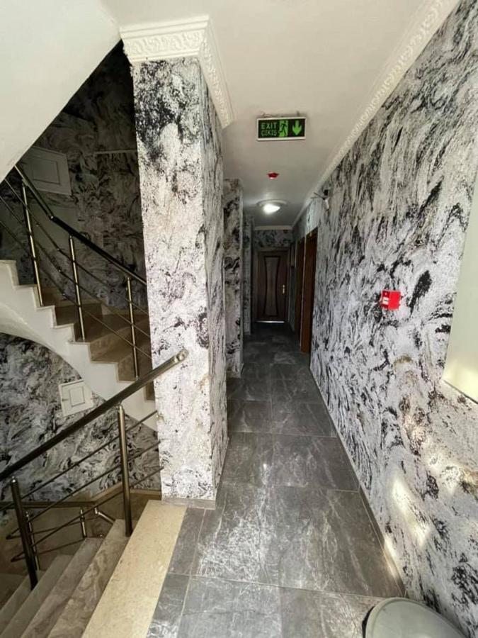 Oezguer Hotel Анталія Екстер'єр фото